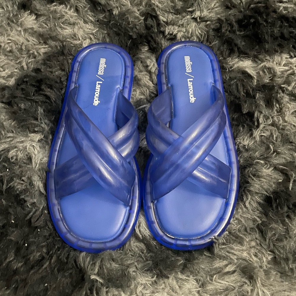 Larroude Melissa BLUE PVC Women's Cali Casual Flat Sandals